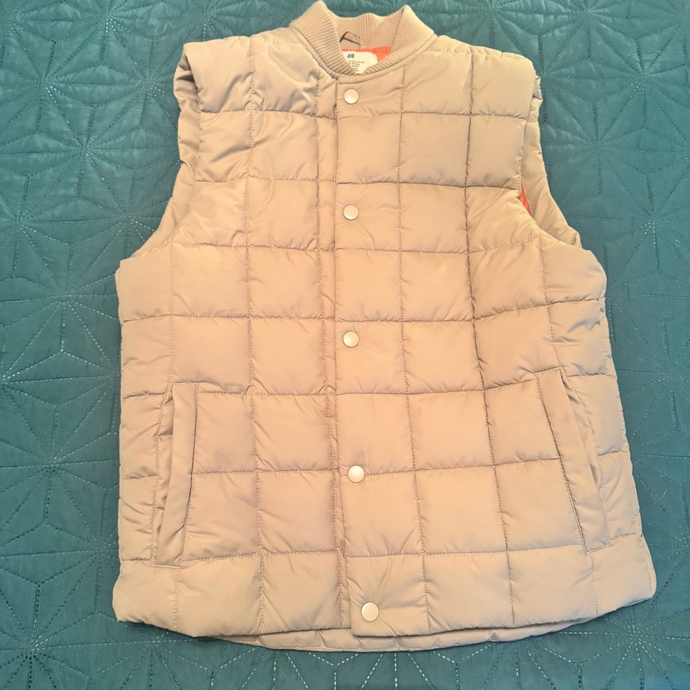 H&M Quilted Puffer Vest in Light Beige Women’s Large L